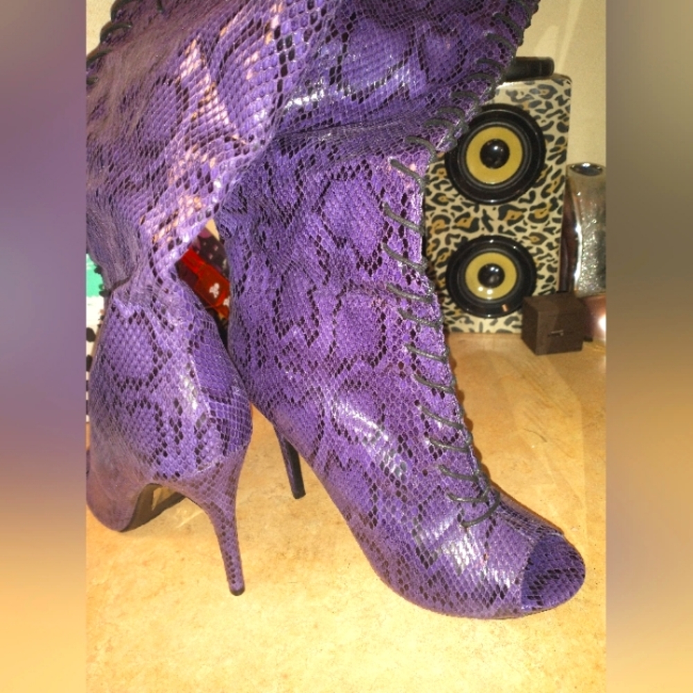 Ladies shoes